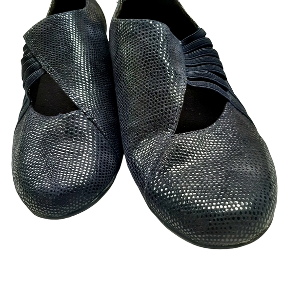 VANELI SPORT Chineka Reptile Embossed Leather Wedge Slip-ons Sz 9 Black - Picture 2 of 10